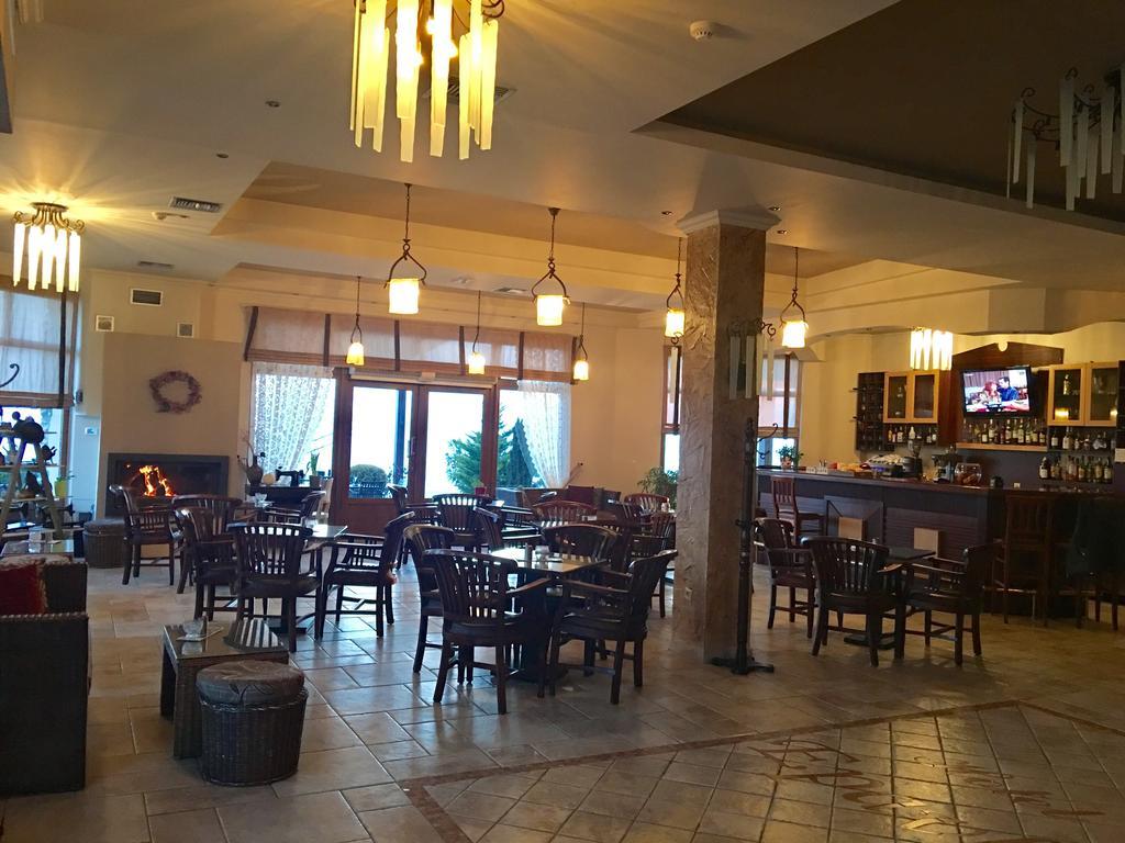 Hotel Epavlis Kato Poroia ภายนอก รูปภาพ