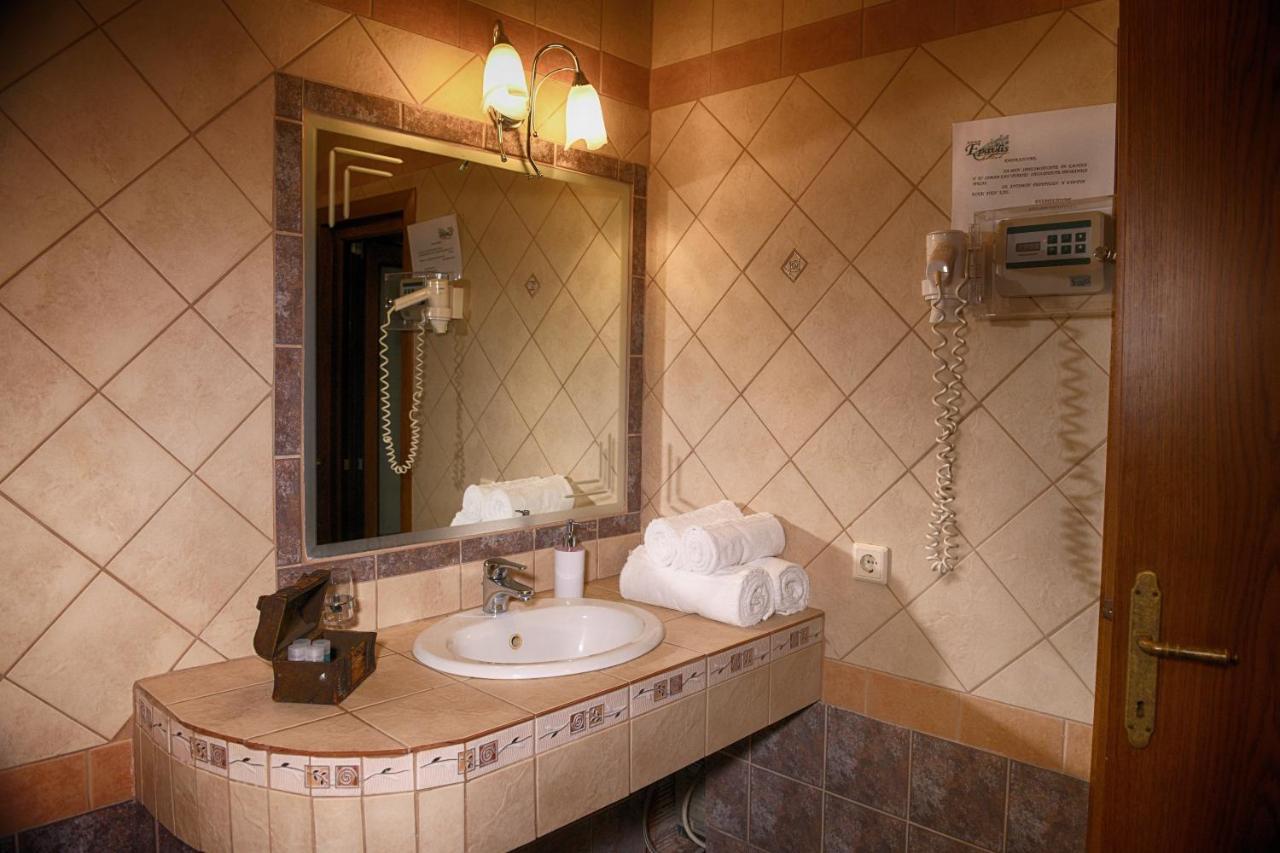 Hotel Epavlis Kato Poroia ภายนอก รูปภาพ